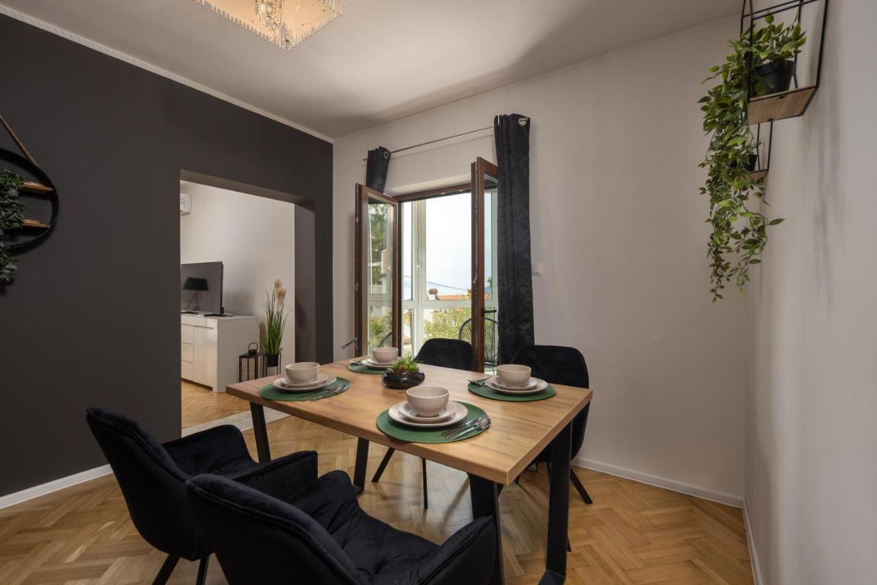 Villa Adriatic, Apartment Chiara With Sea View And Heated Swimming Pool, Free Private Parking, Ičići Dış mekan fotoğraf